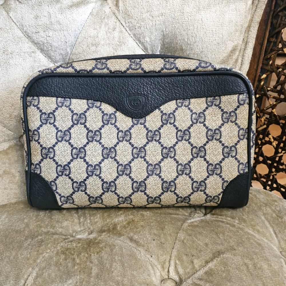 Authentic Vinrage GUCCI canvas Coated MONOGRAM Unisex clutch Bag